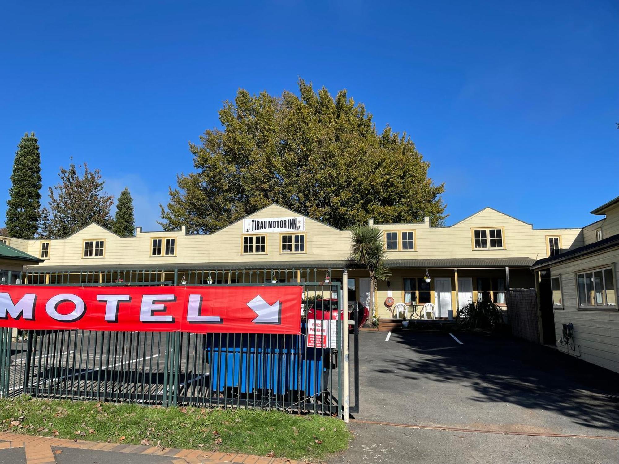 Tirau Motor Inn Extérieur photo
